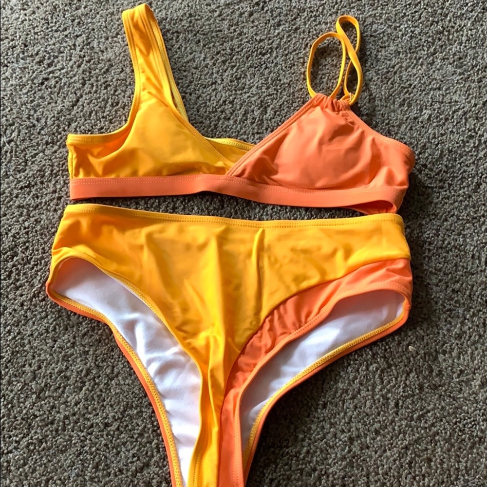 Bathing suit